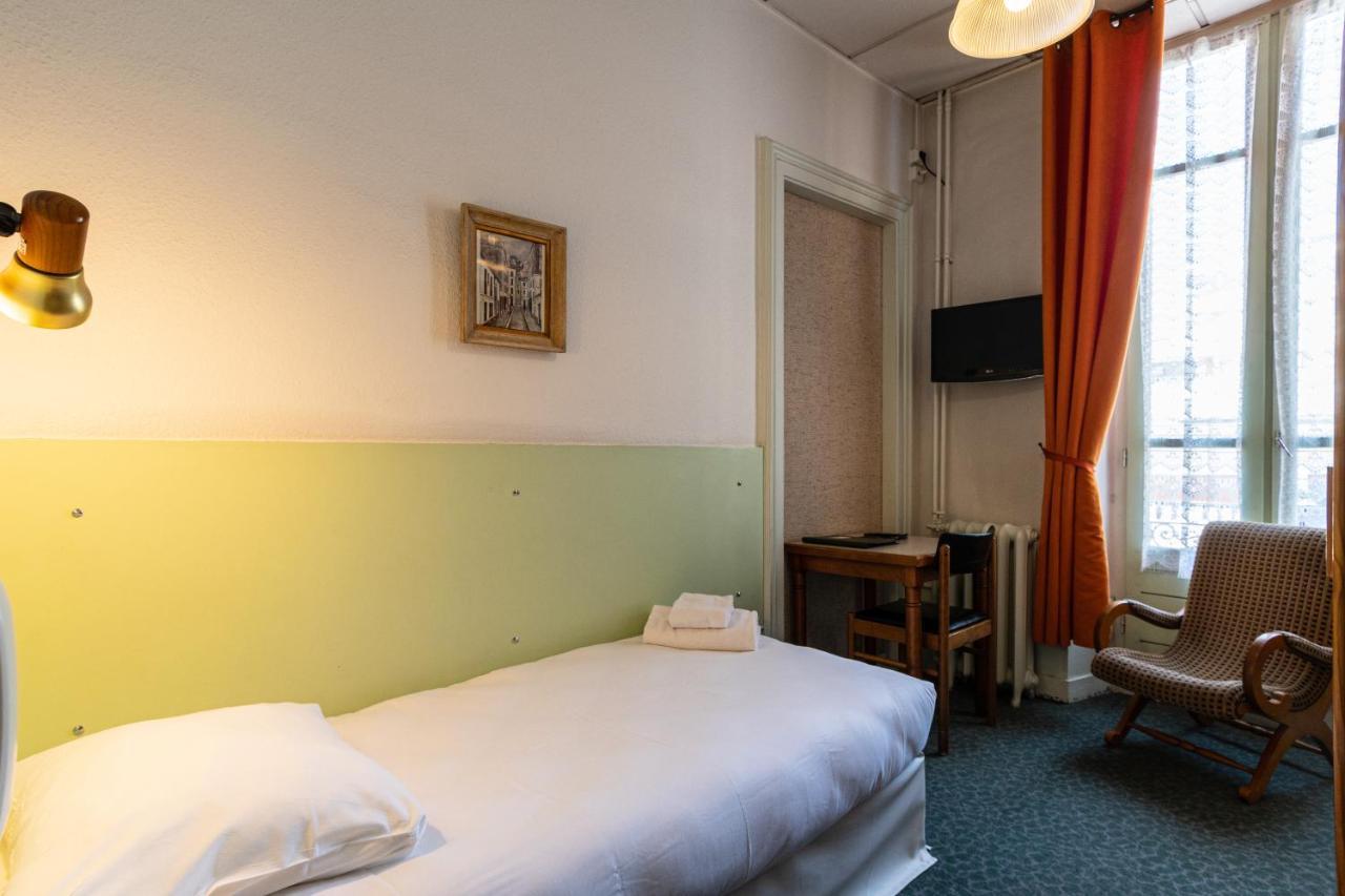 Hotel Des Bains อิกซ์เลส์แบ็งส์ ภายนอก รูปภาพ